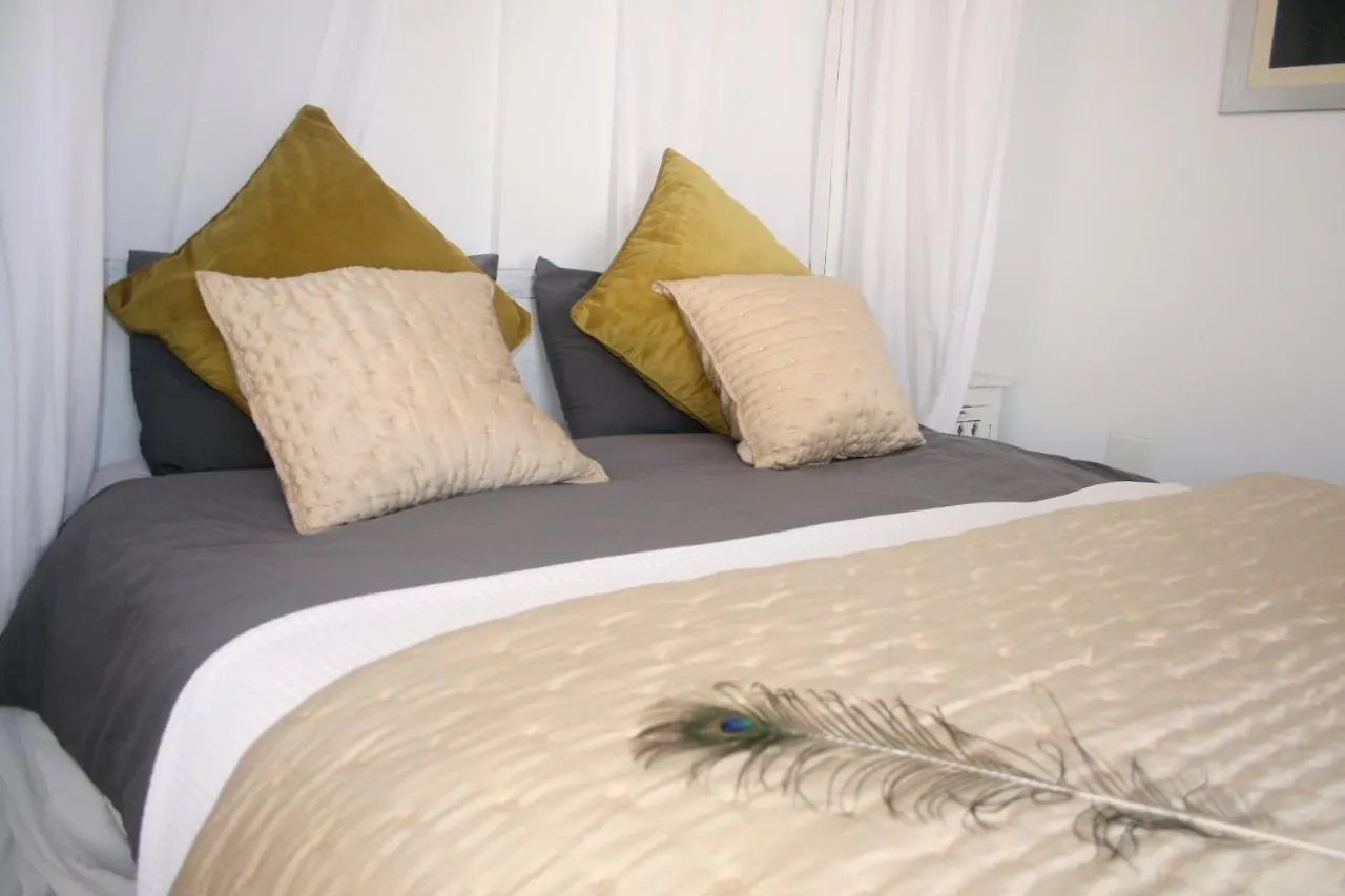 Hotel La Pluma Iznájar 0*,